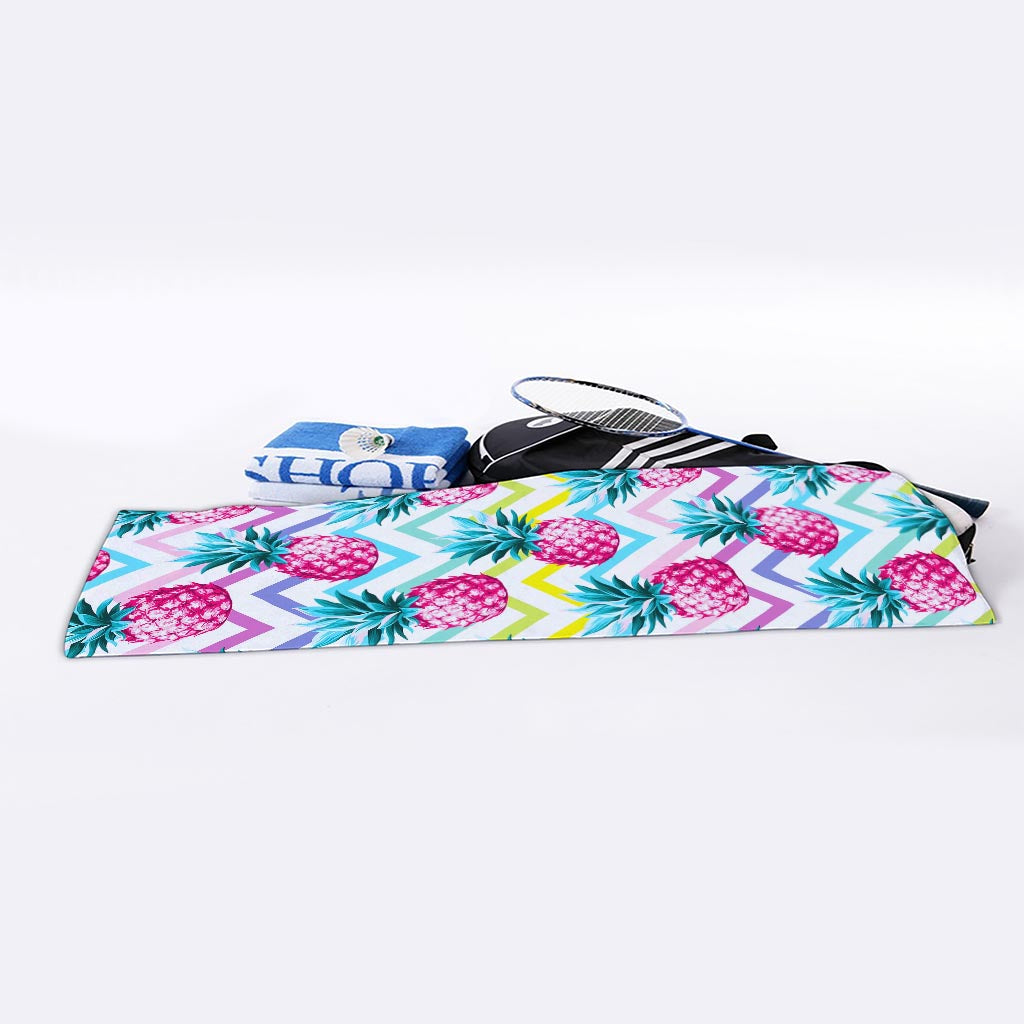 Neon Zig Zag Pineapple Pattern Print Sports Towel