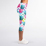 Neon Zig Zag Pineapple Pattern Print Women's Capri Leggings