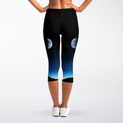 Night Sky And Moon Phase Print Women's Capri Leggings