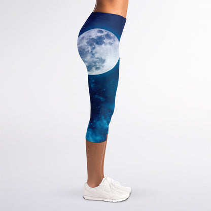 Night Sky And Moonlight Print Women's Capri Leggings