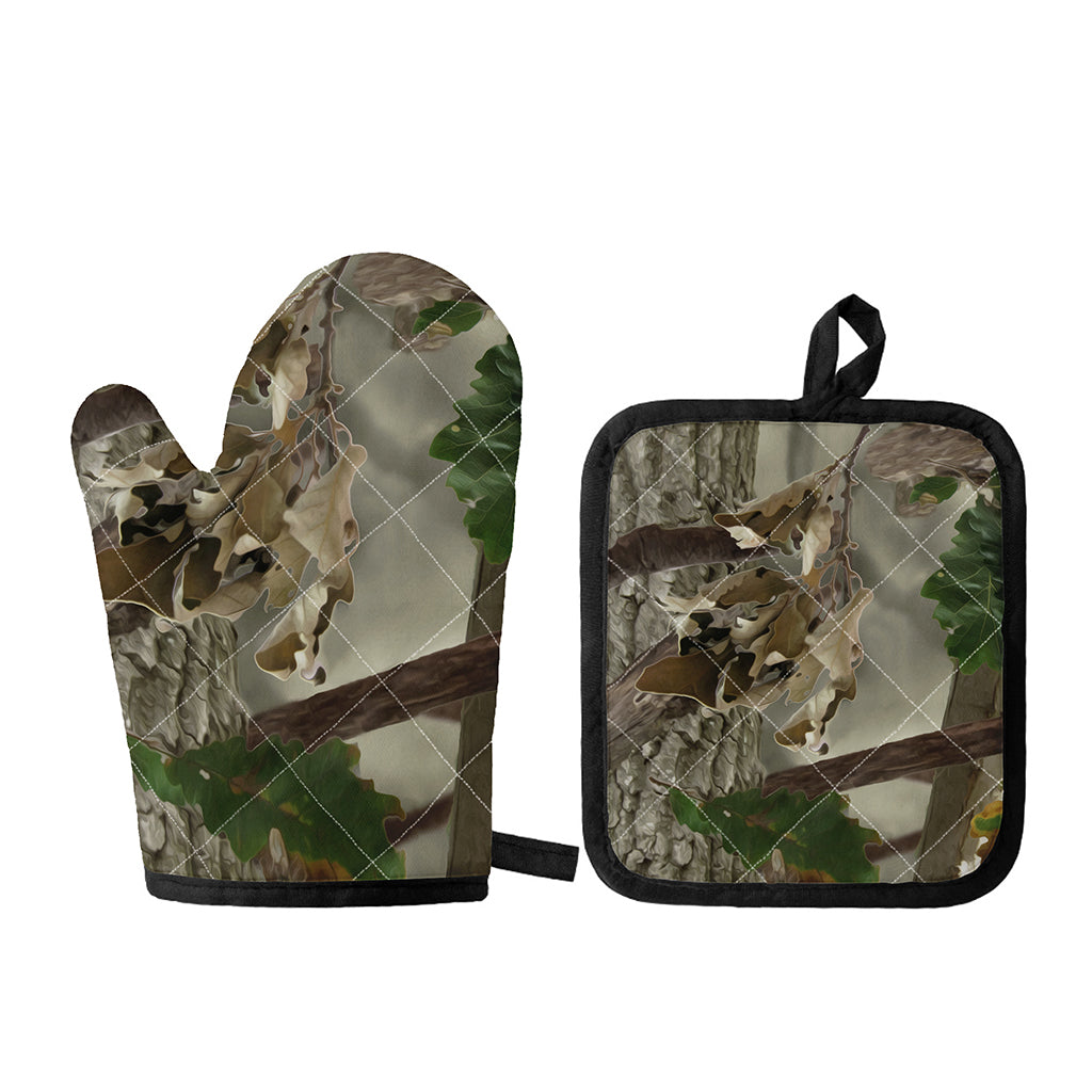 Oak Tree Hunting Camouflage Print Oven Mitt And Pot Holder Set
