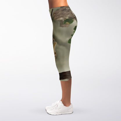 Oak Tree Hunting Camouflage Print Women's Capri Leggings