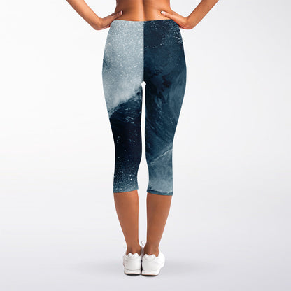 Ocean Wave Print Women's Capri Leggings