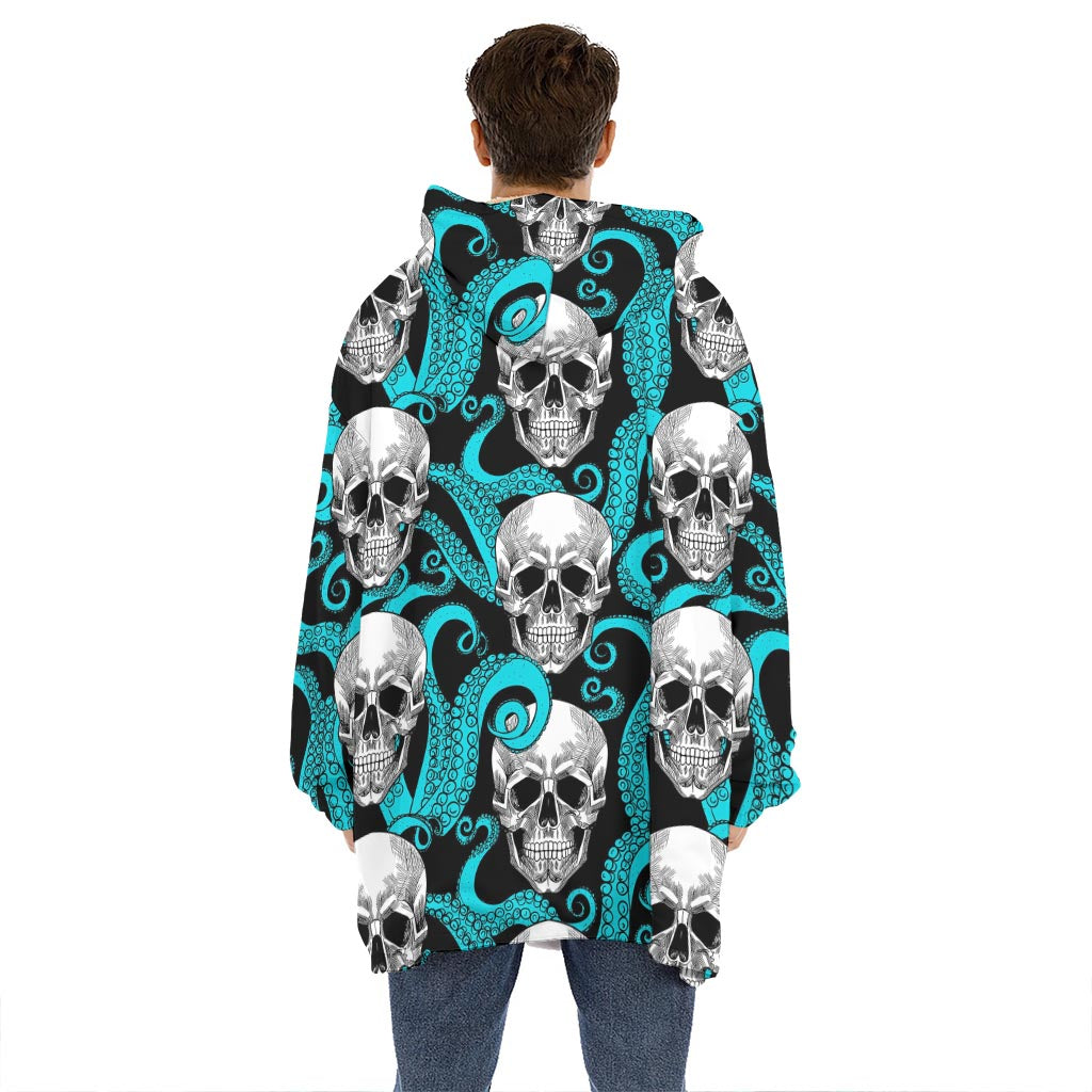 Octopus Tentacles Skull Pattern Print Hoodie Blanket