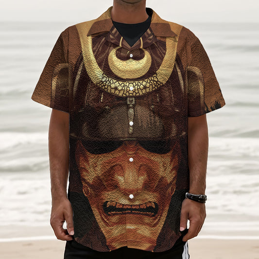 Old Japanese Samurai Mask Print Textured Short Sleeve Shirt