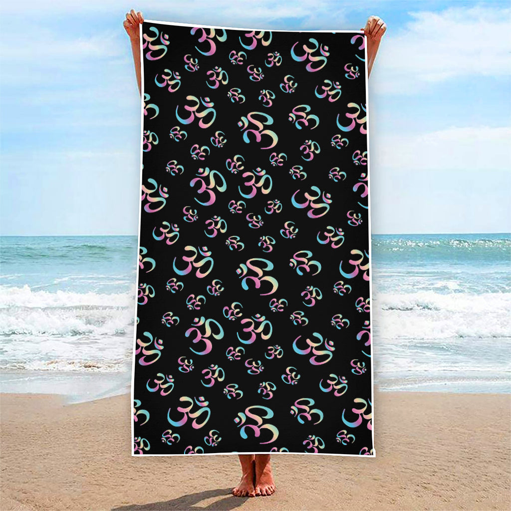Om Sign Pattern Print Beach Towel