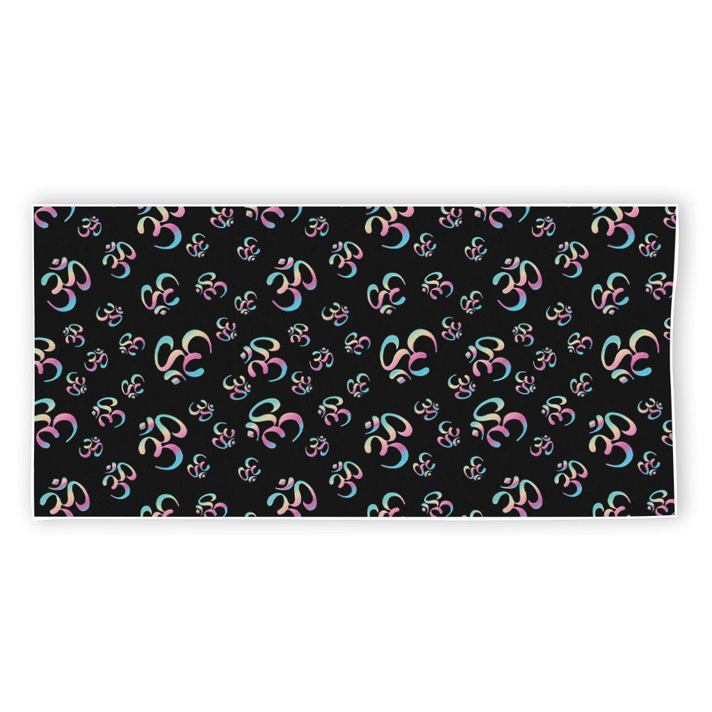 Om Sign Pattern Print Beach Towel