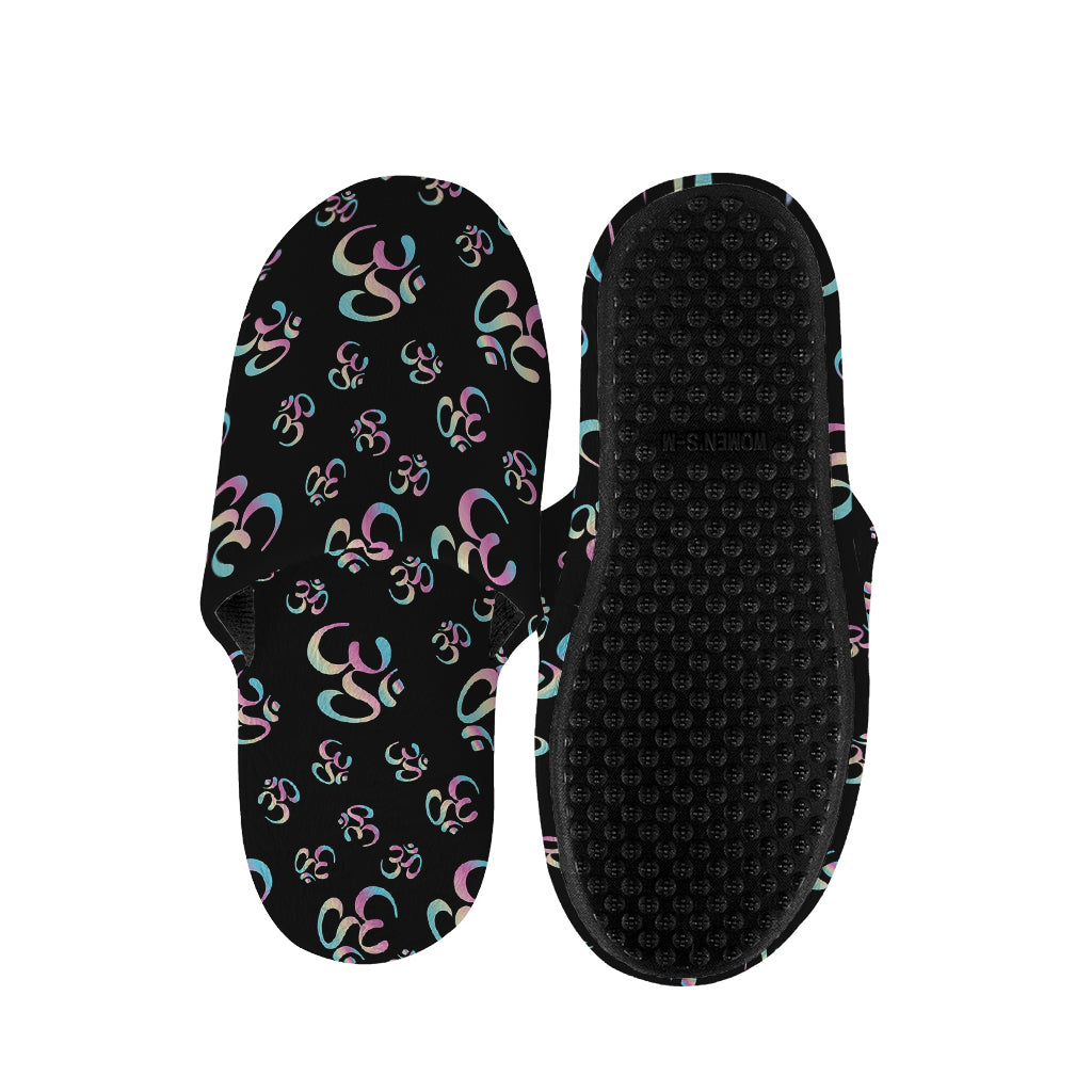Om Sign Pattern Print Slippers