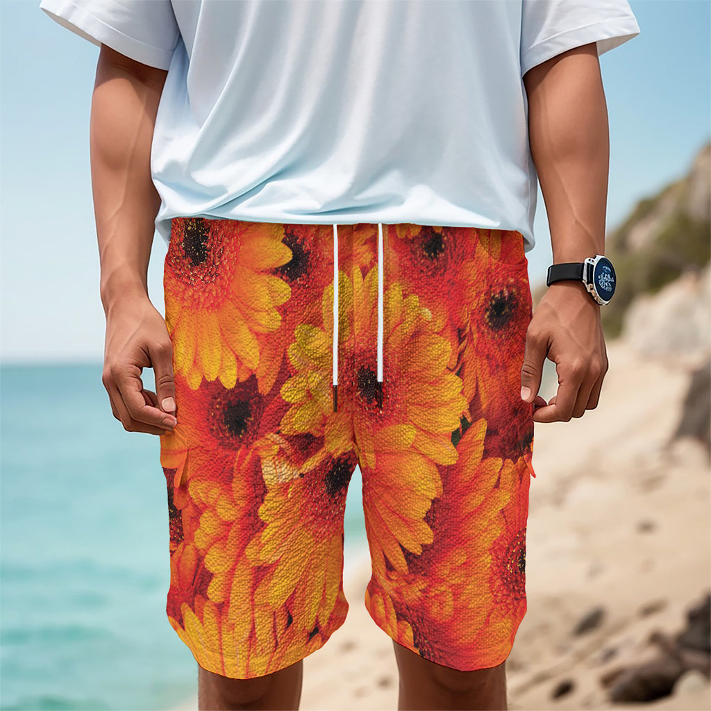 Orange Daisy Flower Print Men's Cargo Shorts