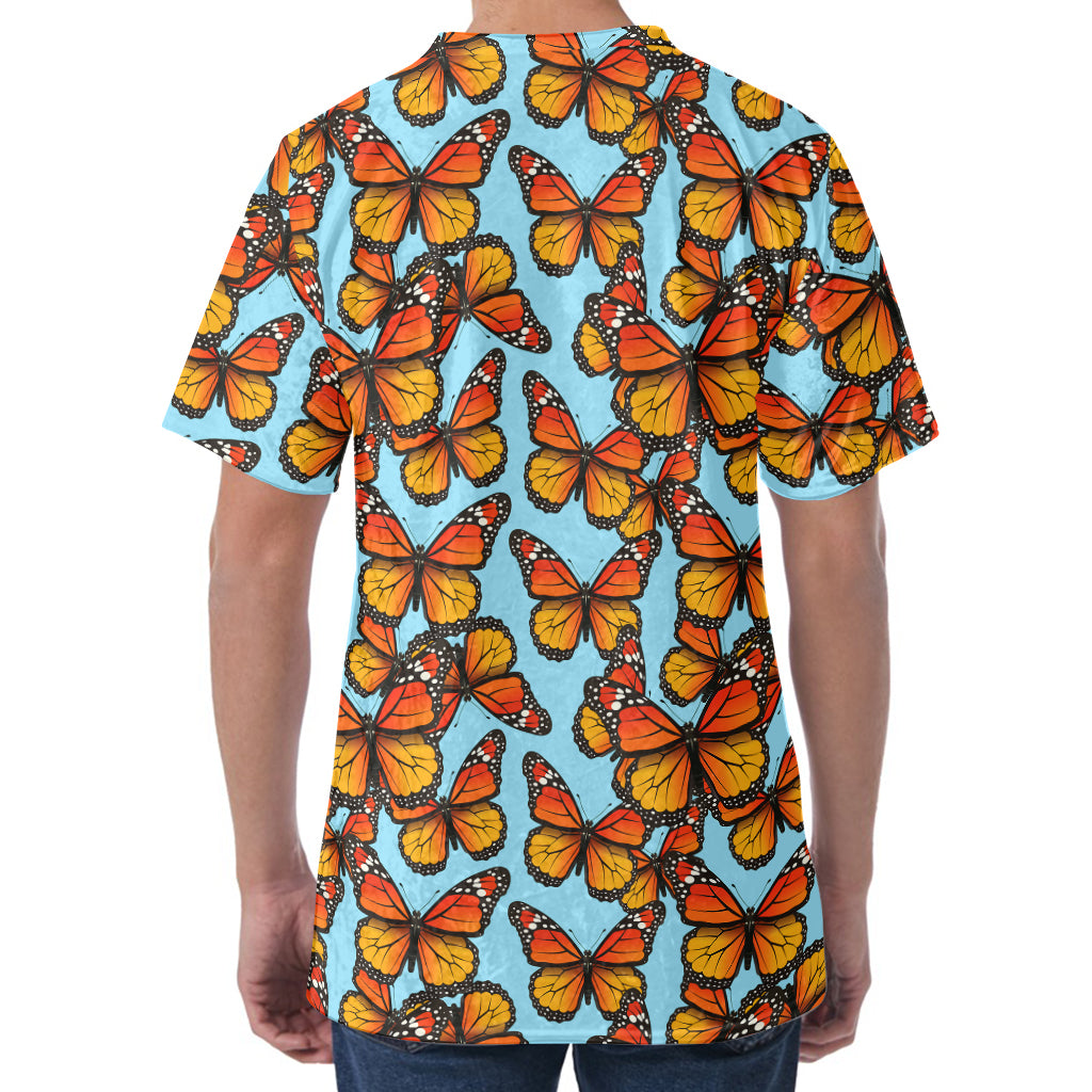 Orange Monarch Butterflies Pattern Print Men's Velvet T-Shirt