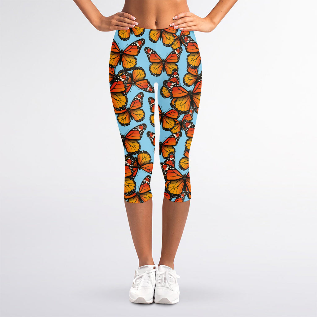 Orange Monarch Butterflies Pattern Print Women's Capri Leggings