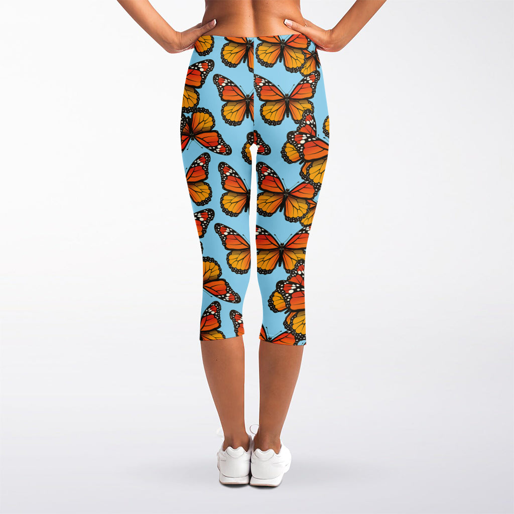 Orange Monarch Butterflies Pattern Print Women's Capri Leggings