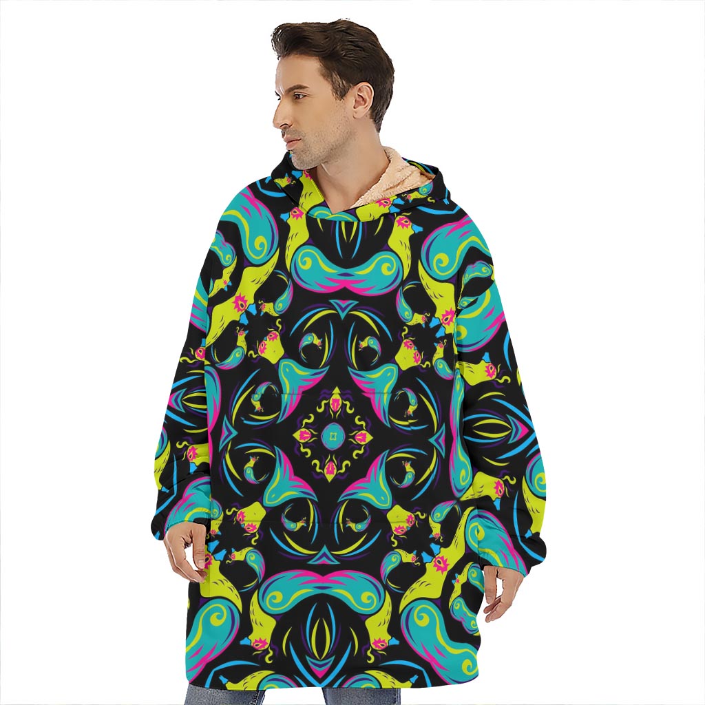 Ornament Psychedelic Trippy Print Hoodie Blanket
