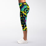 Ornament Psychedelic Trippy Print Women's Capri Leggings