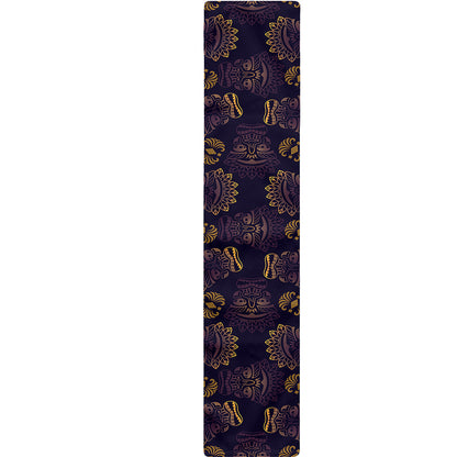 Ornament Tiki Mask Pattern Print Table Runner