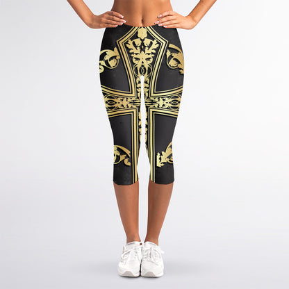 Ornamental Golden Cross Print Women's Capri Leggings