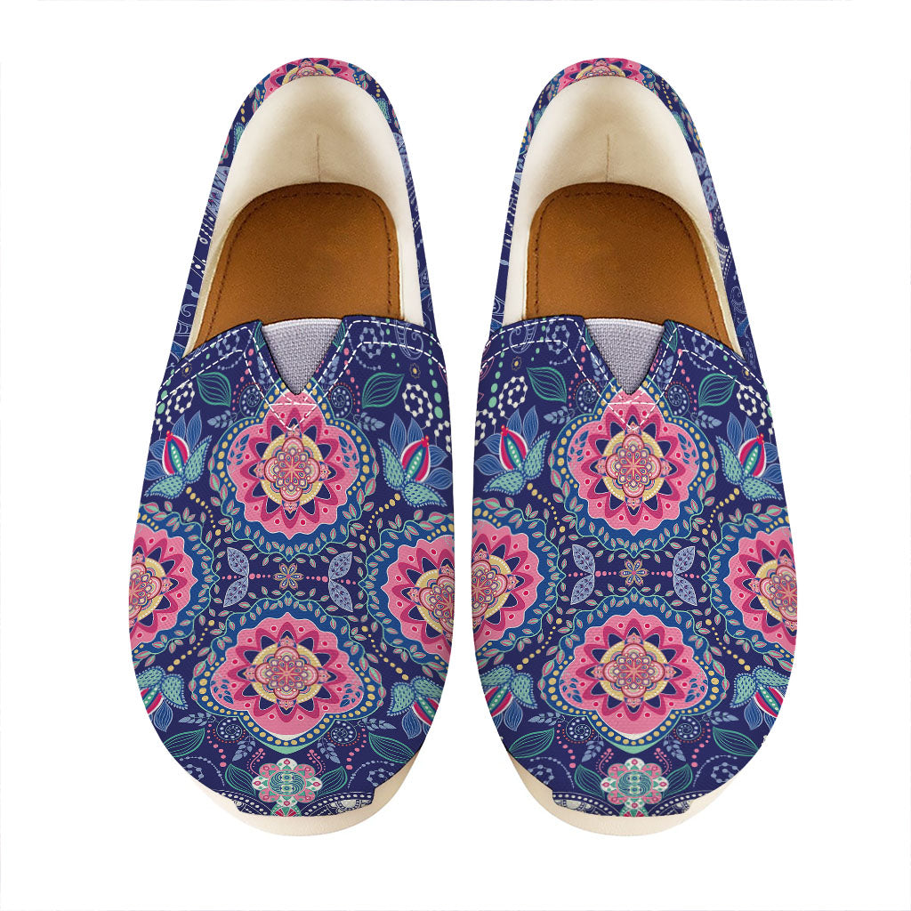 Ornamental Paisley Mandala Print Casual Shoes