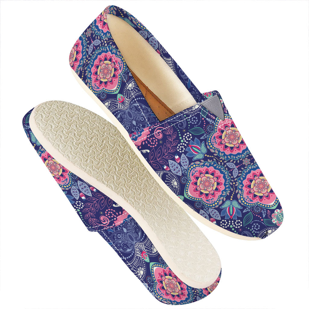 Ornamental Paisley Mandala Print Casual Shoes