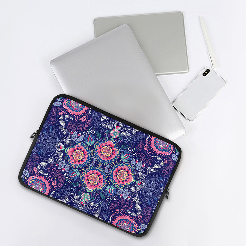 Ornamental Paisley Mandala Print Laptop Sleeve