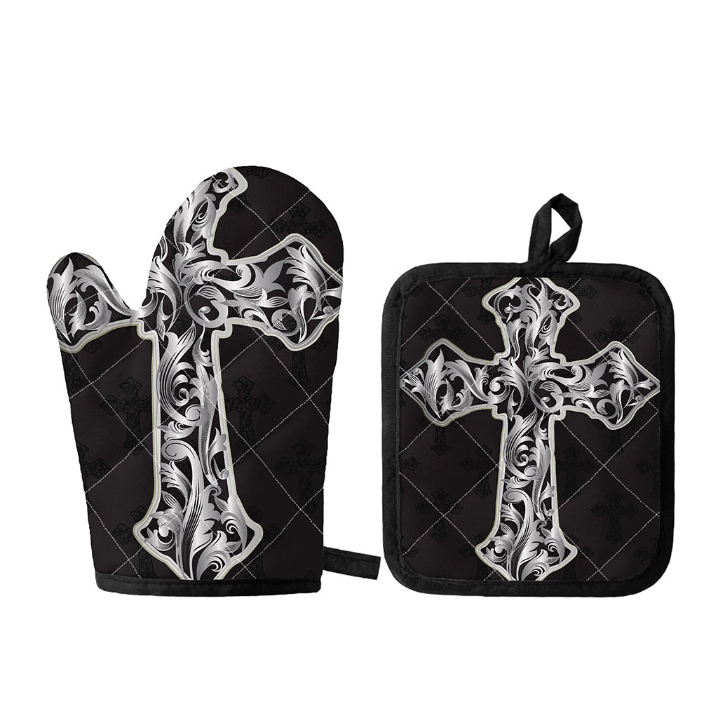 Ornamental Silver Cross Print Oven Mitt And Pot Holder Set