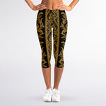 Ornamental Western Damask Print Women's Capri Leggings