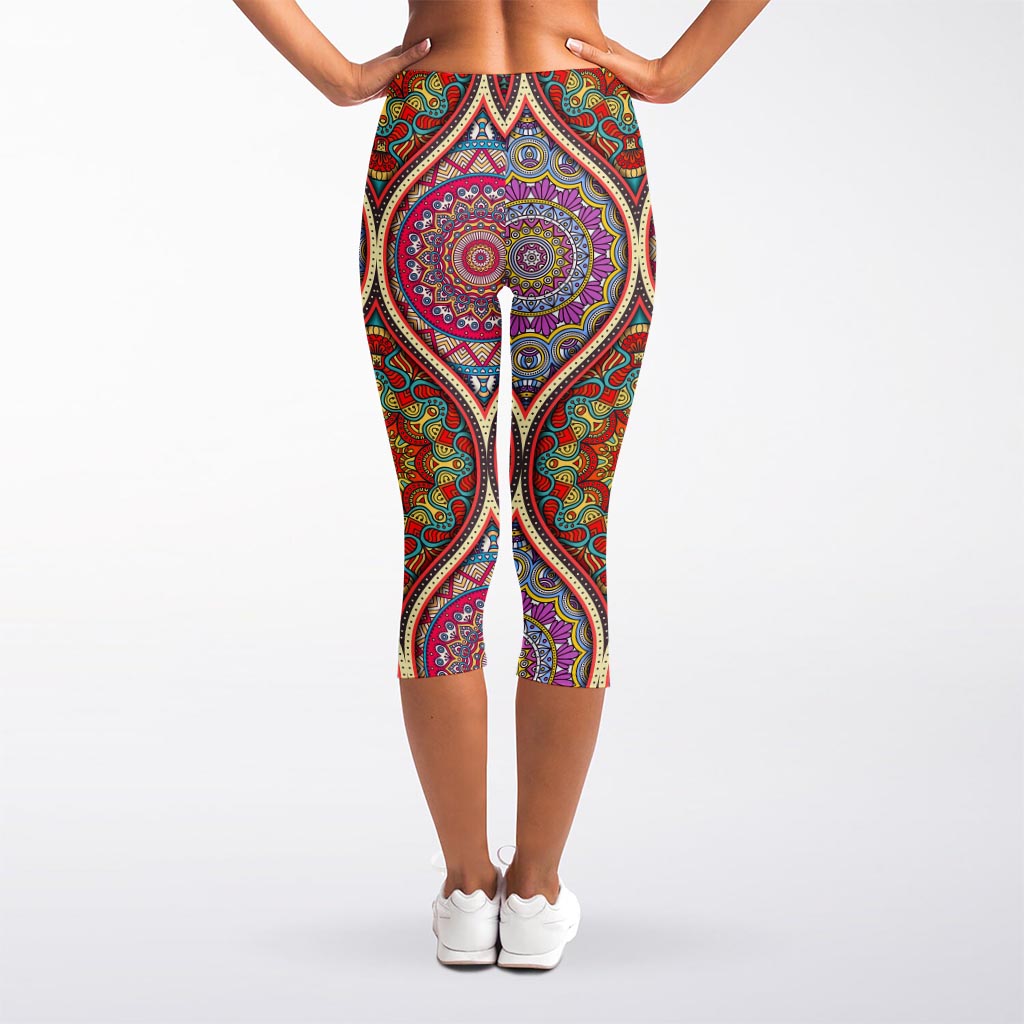 Oval Bohemian Mandala Patchwork Print Women's Capri Leggings