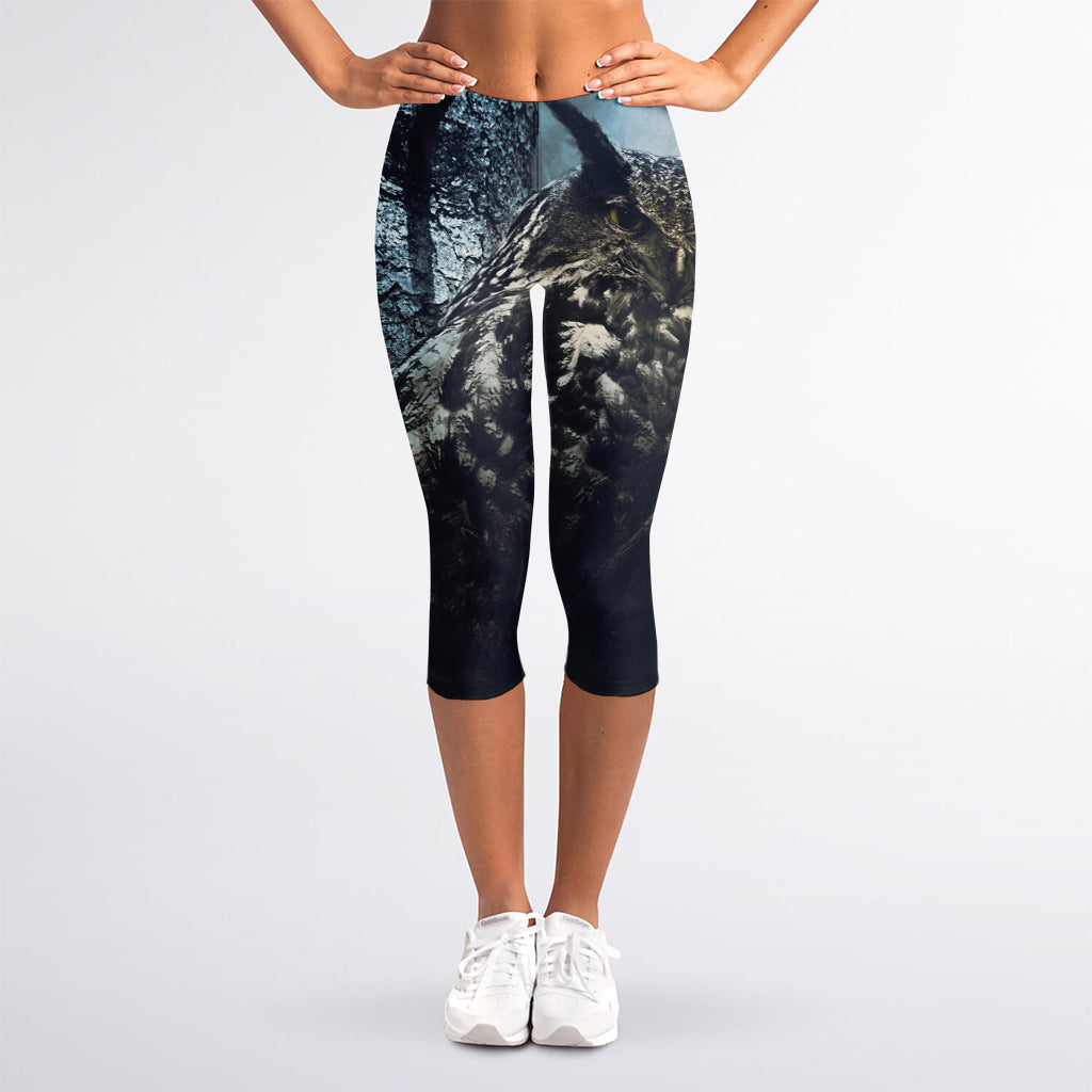 Owl At Night Print Women's Capri Leggings