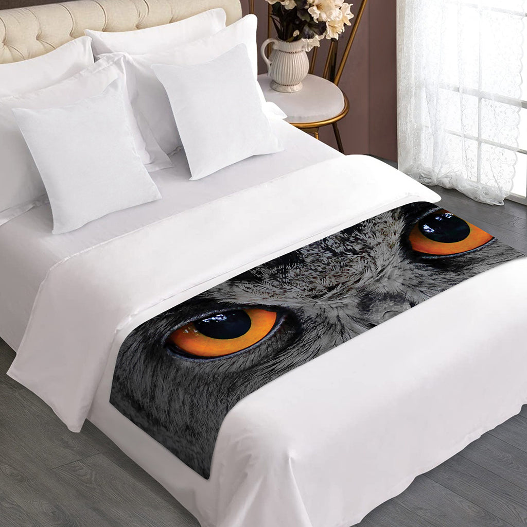 Owl Eyes Print Bed Runner