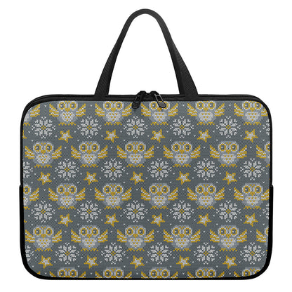 Owl Knitted Pattern Print Laptop Sleeve With Handle