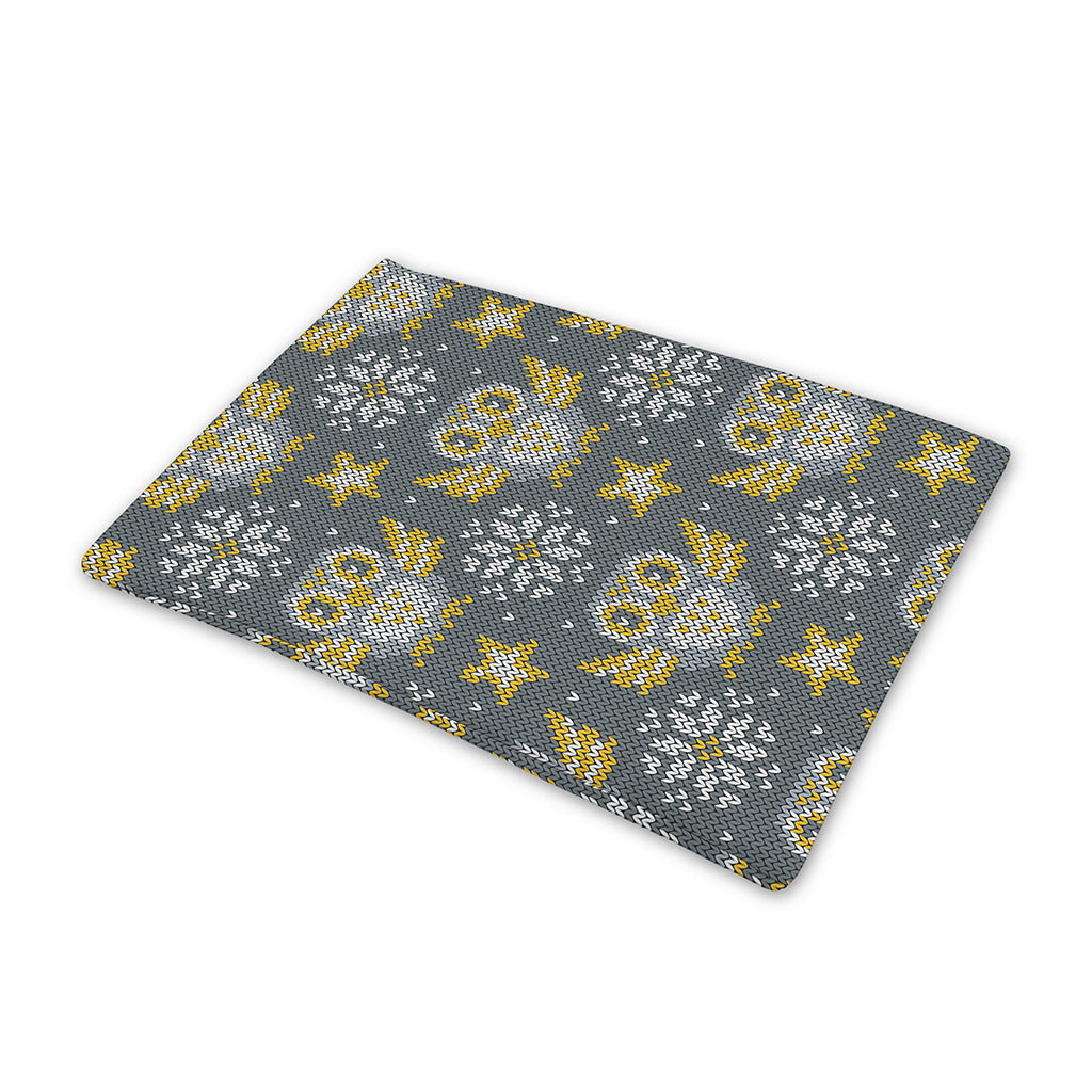 Owl Knitted Pattern Print Pet Cooling Mat Cover
