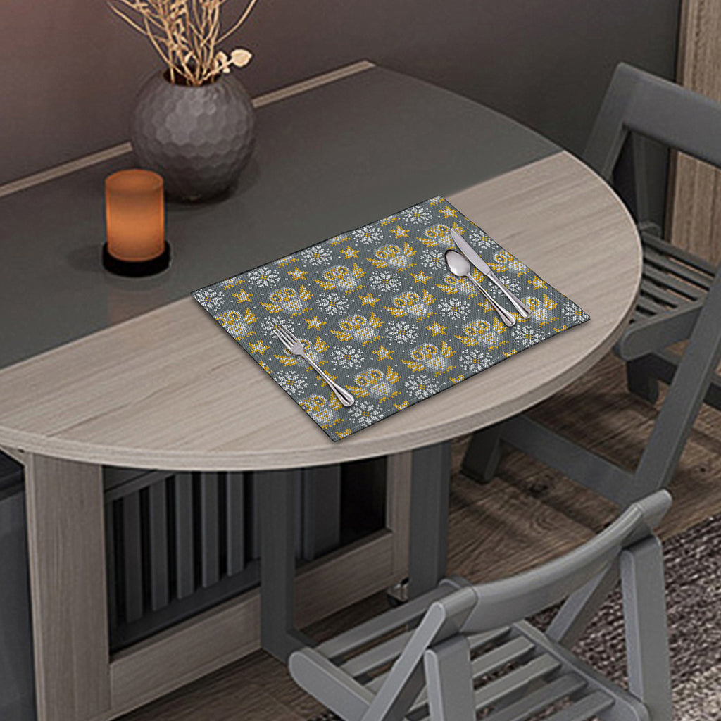 Owl Knitted Pattern Print Placemat