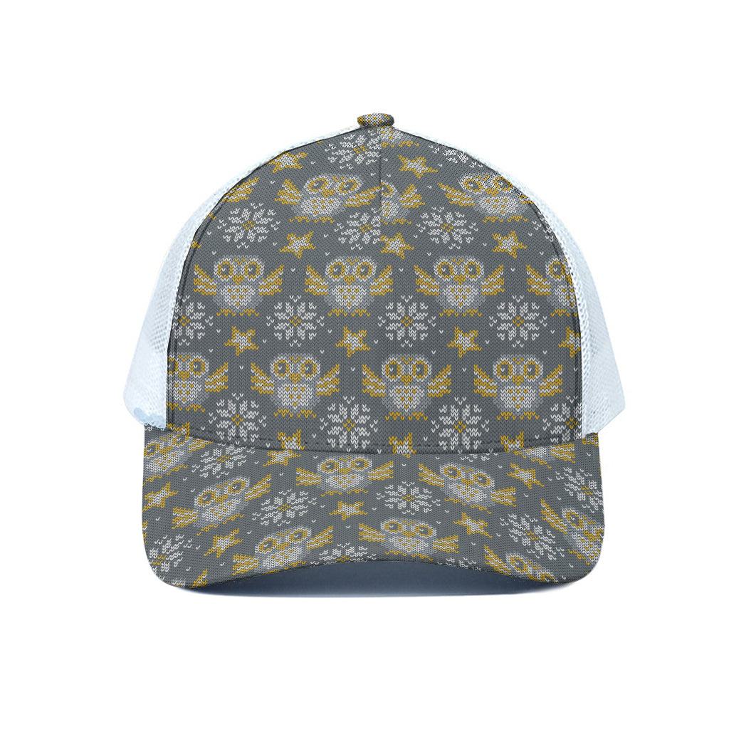 Owl Knitted Pattern Print White Mesh Trucker Cap
