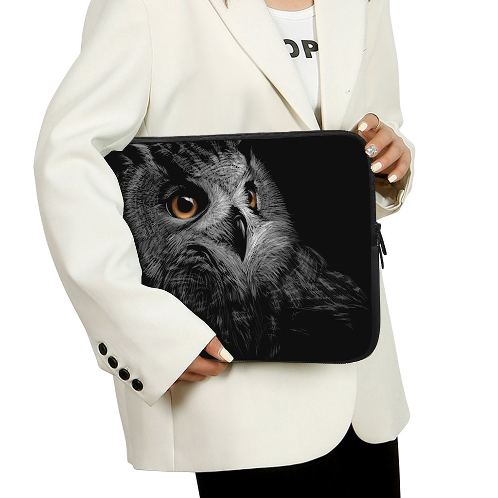 Owl Portrait Print Laptop Sleeve