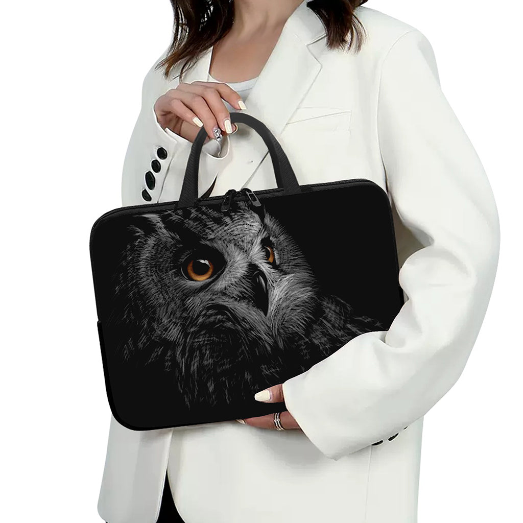 Owl Portrait Print Laptop Sleeve With Handle