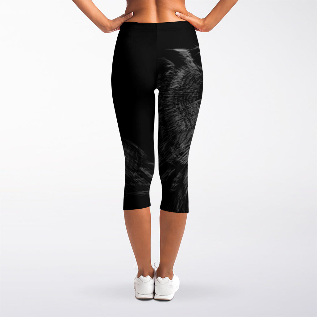 Owl Portrait Print Women's Capri Leggings