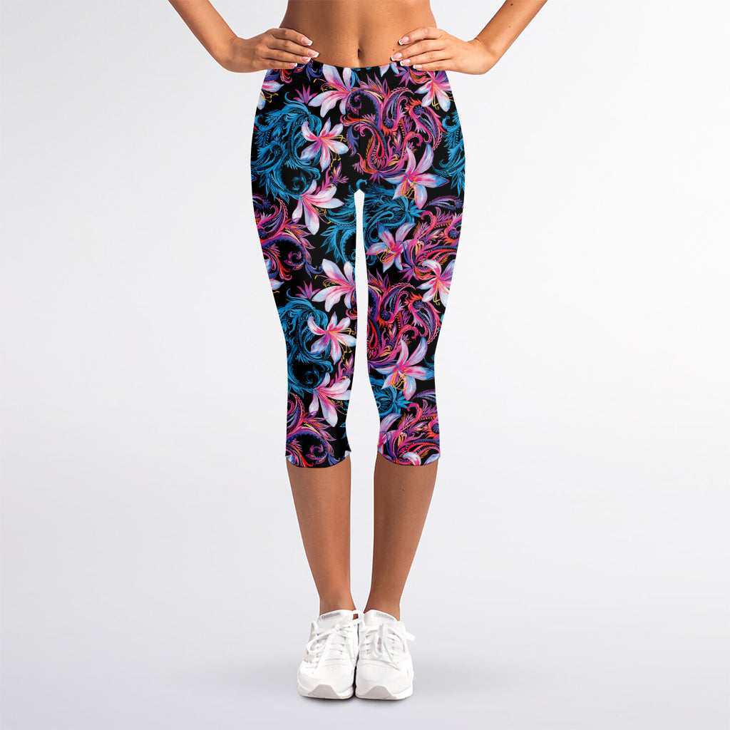 Paisley And Floral Pattern Print Women's Capri Leggings