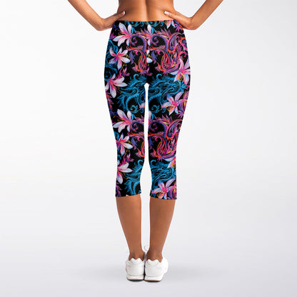 Paisley And Floral Pattern Print Women's Capri Leggings
