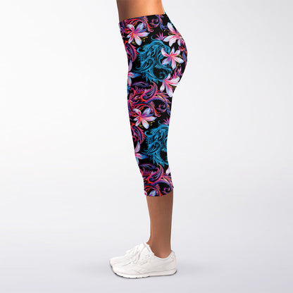 Paisley And Floral Pattern Print Women's Capri Leggings