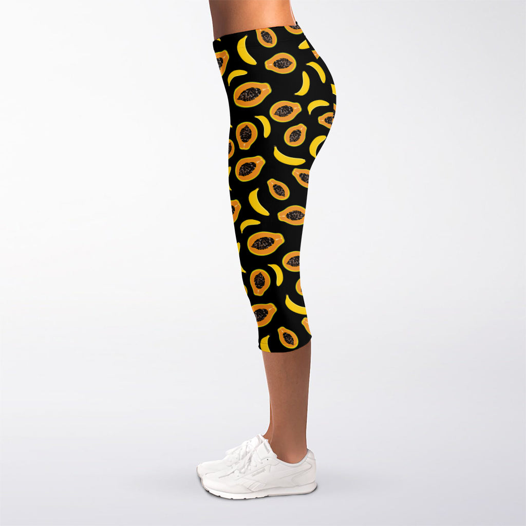 Papaya And Banana Pattern Print Women's Capri Leggings