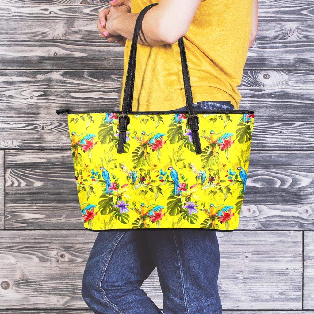 Parrot Tropical Pattern Print Leather Tote Bag