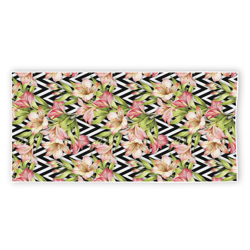 Pastel Alstroemeria Zigzag Pattern Print Beach Towel