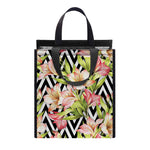 Pastel Alstroemeria Zigzag Pattern Print Insulated Lunch Tote