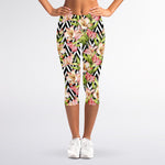Pastel Alstroemeria Zigzag Pattern Print Women's Capri Leggings
