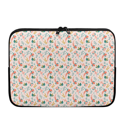 Pastel Axolotl Pattern Print Laptop Sleeve