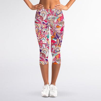 Pastel Bohemian Floral Pattern Print Women's Capri Leggings