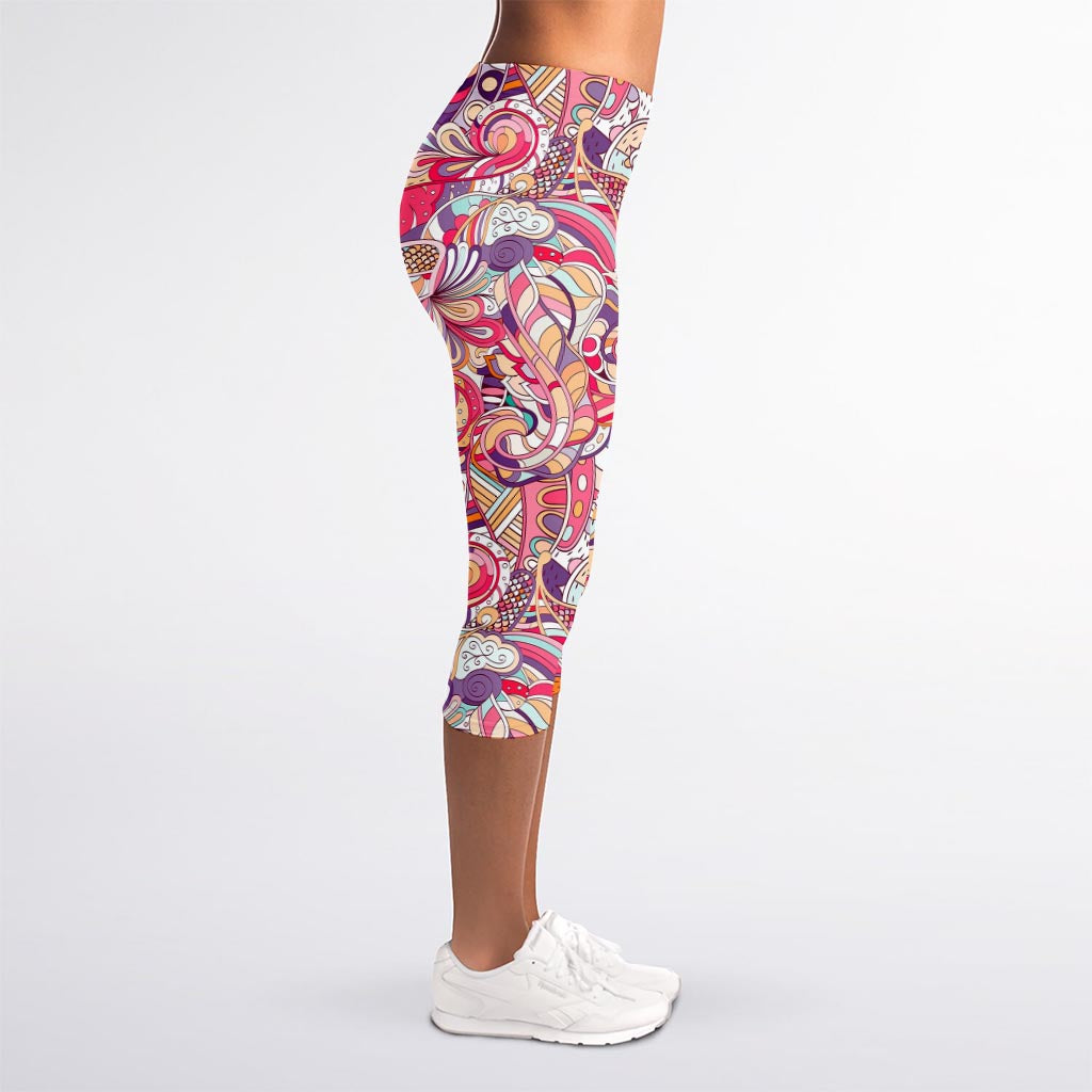 Pastel Bohemian Floral Pattern Print Women's Capri Leggings