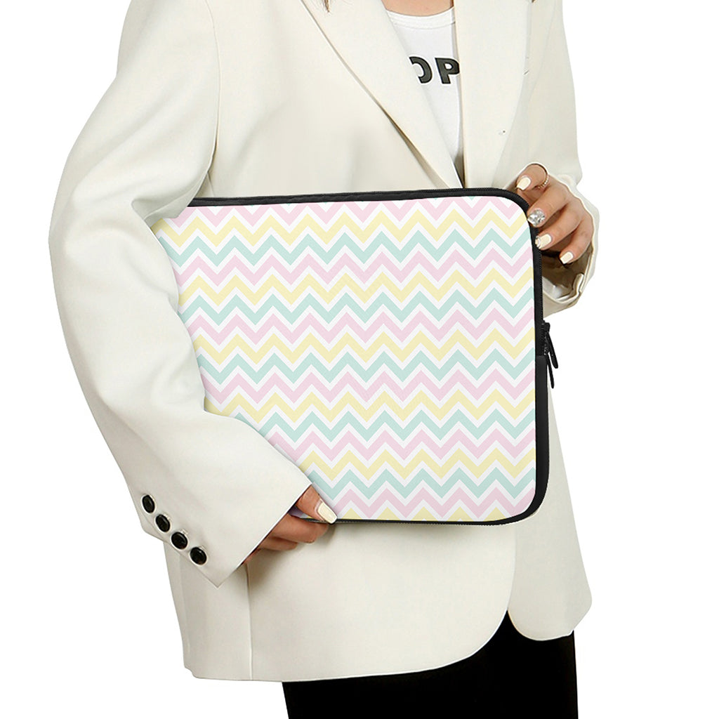 Pastel Chevron Pattern Print Laptop Sleeve