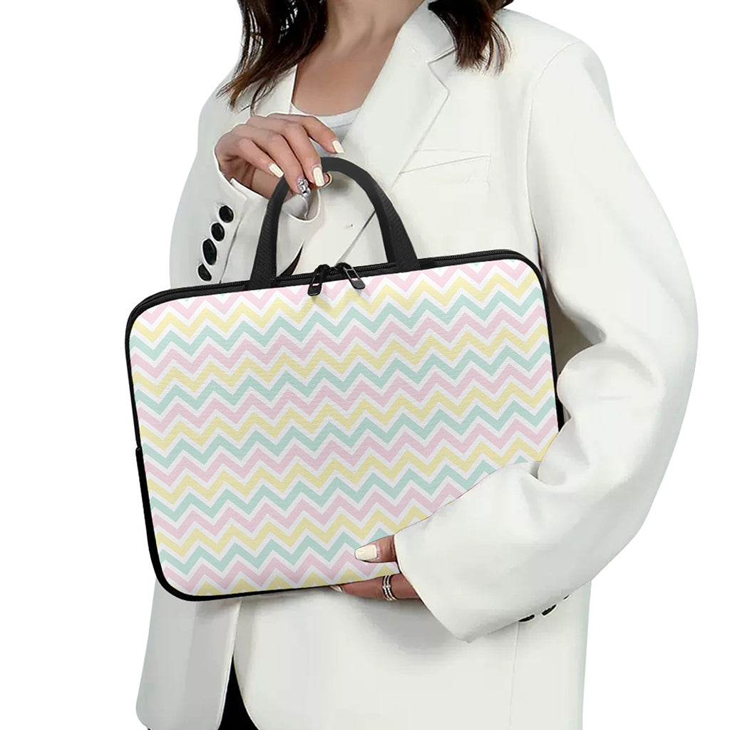 Pastel Chevron Pattern Print Laptop Sleeve With Handle