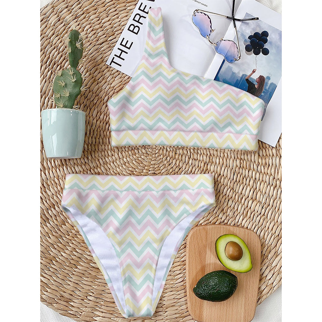 Pastel Chevron Pattern Print One Shoulder Bikini Top