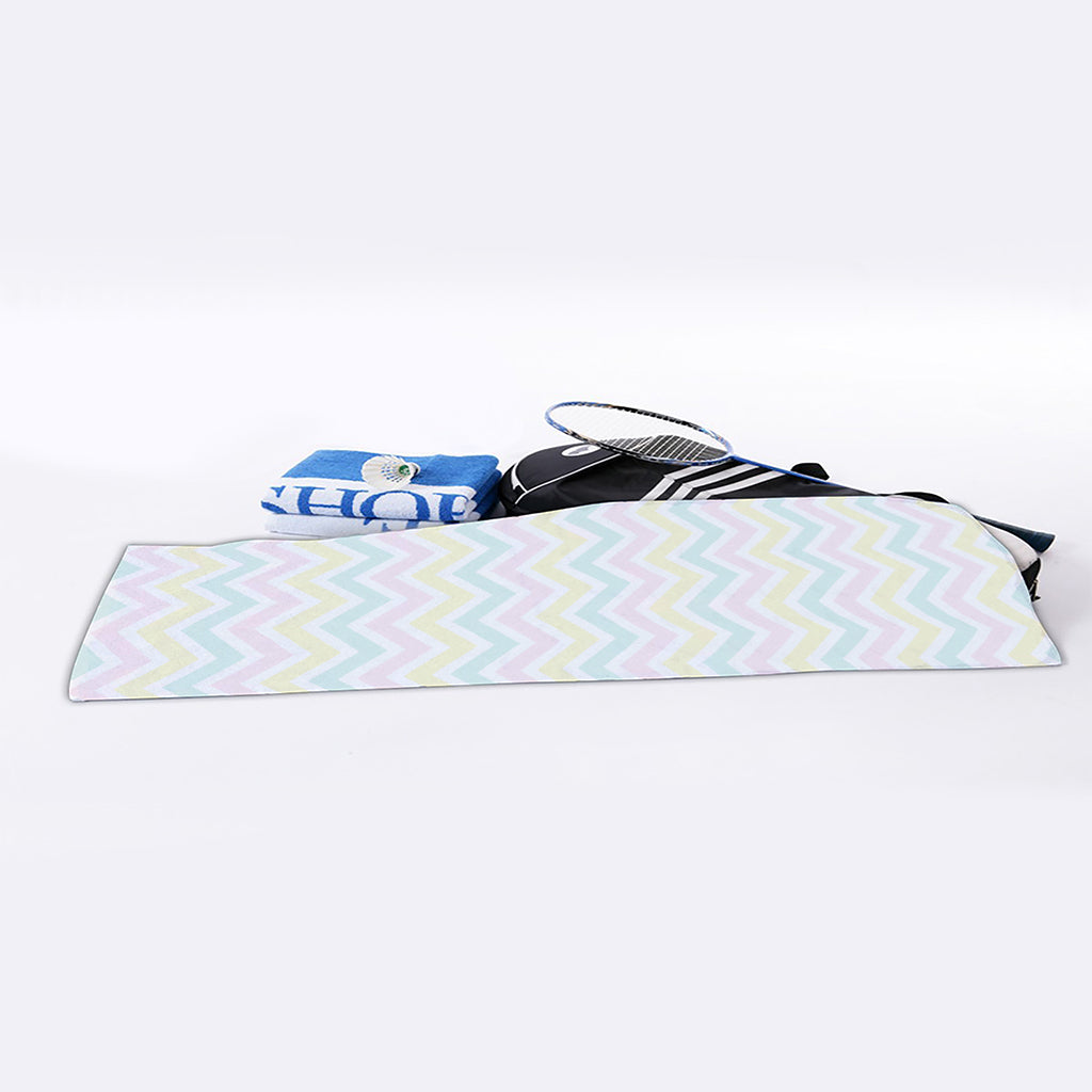Pastel Chevron Pattern Print Sports Towel